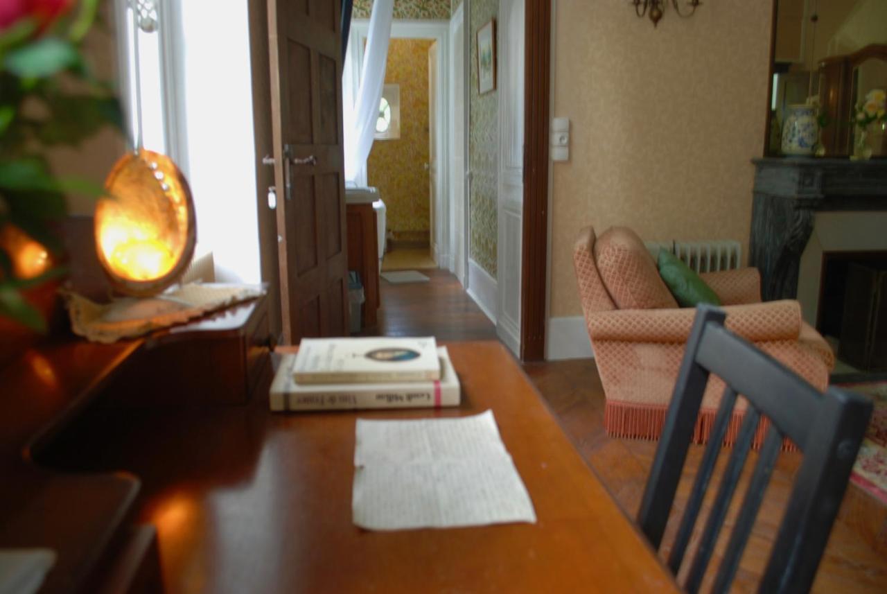 Yxie - Manoir Des Arts Bed & Breakfast Villeblevin Exterior photo
