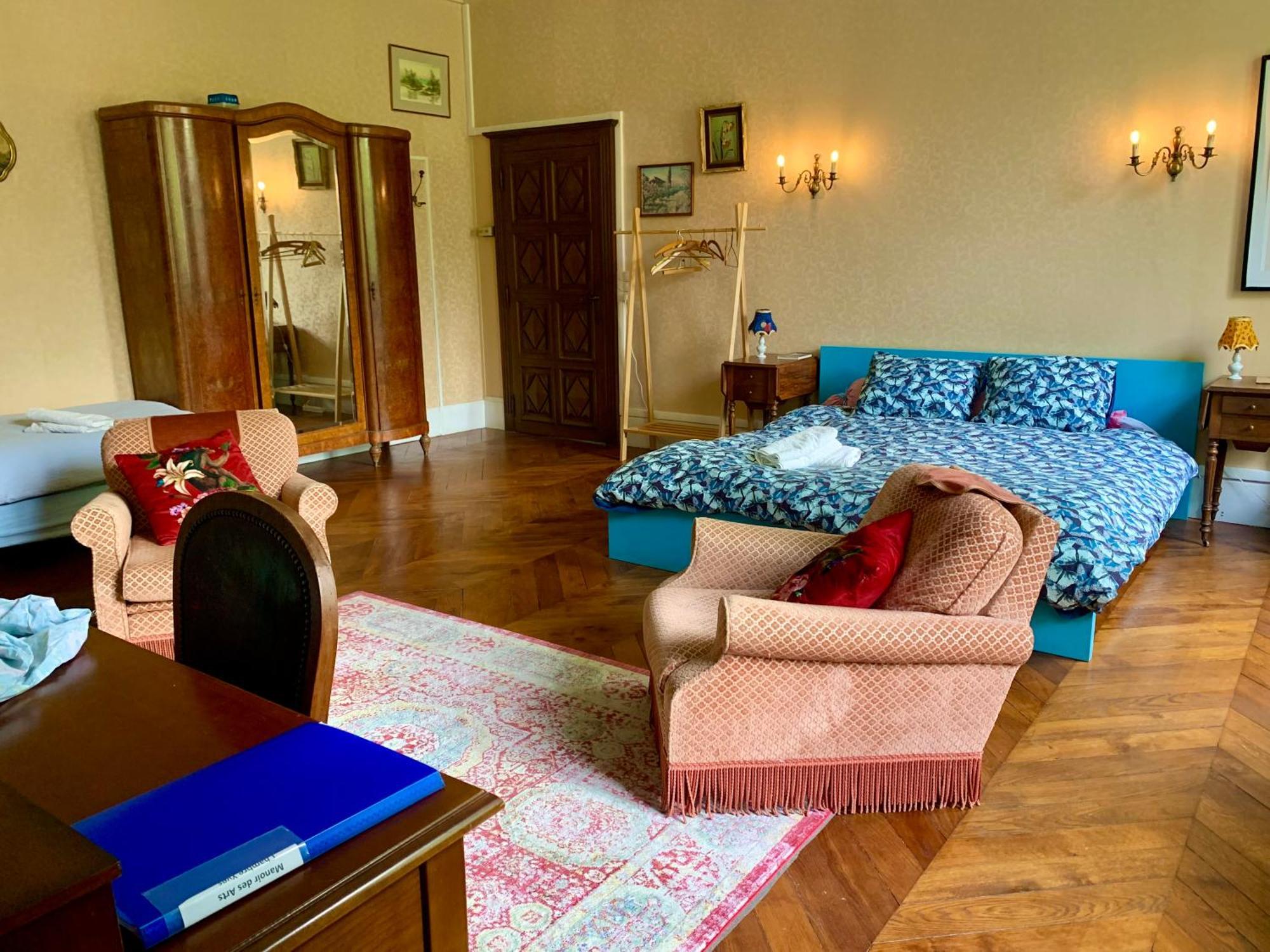Yxie - Manoir Des Arts Bed & Breakfast Villeblevin Room photo